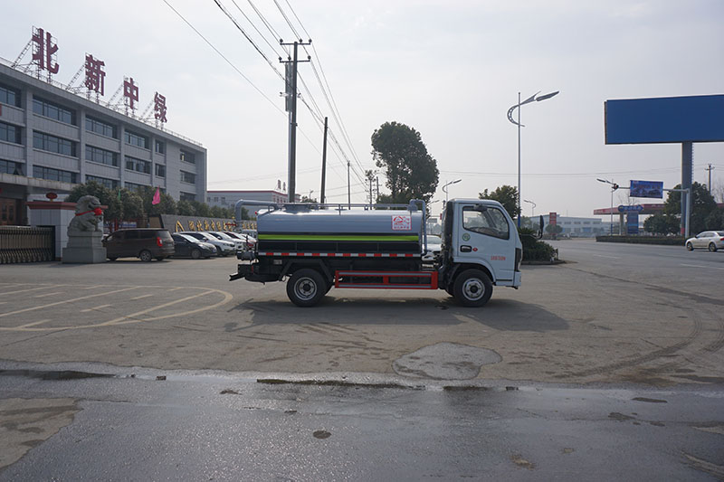 XZL5070GXE6 suction -type tumbrel tanker