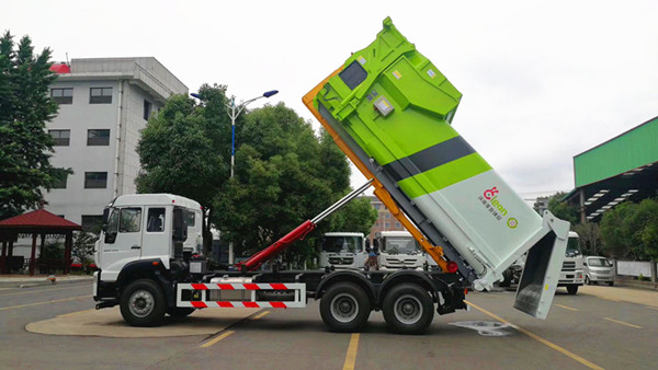 XZL5181ZXX6 Detachable container garbage collector