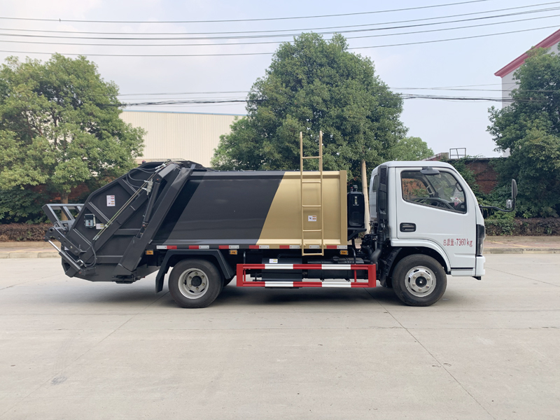 XZL5070ZYS6 Compression refuse collector