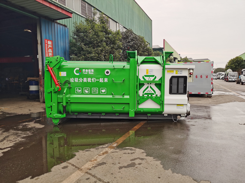 Mobile compressed garbage transfer station