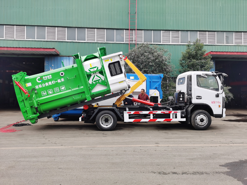 Mobile compressed garbage transfer station