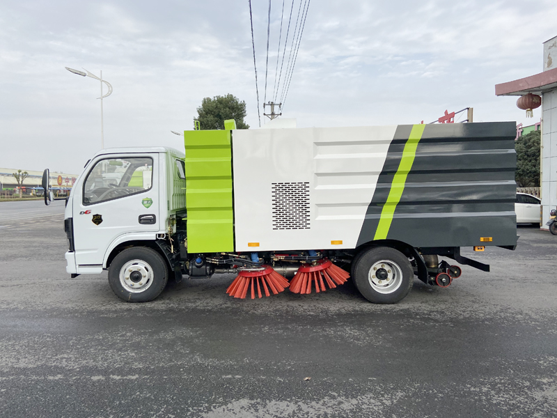 XZL5070TSL6 Sweeper truck