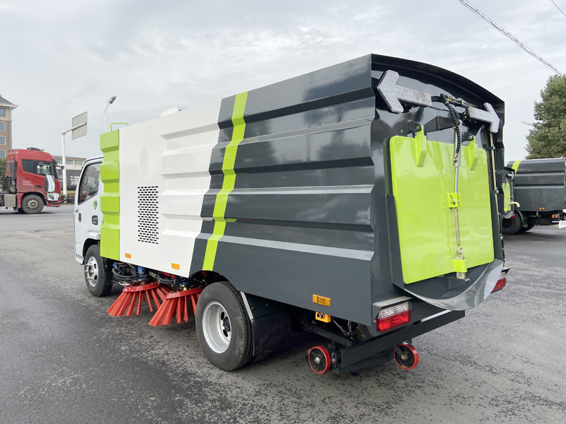 XZL5070TSL6 Sweeper truck