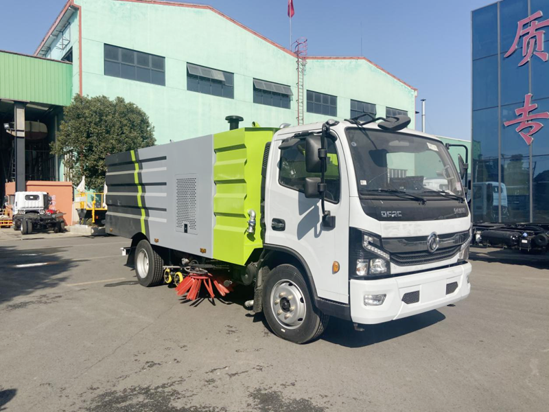 XZL5120TXS6 Cleaning sweeper truck