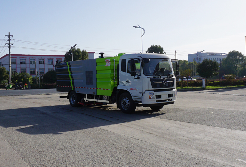 XZL5182TXC6 Vacuum sweeper