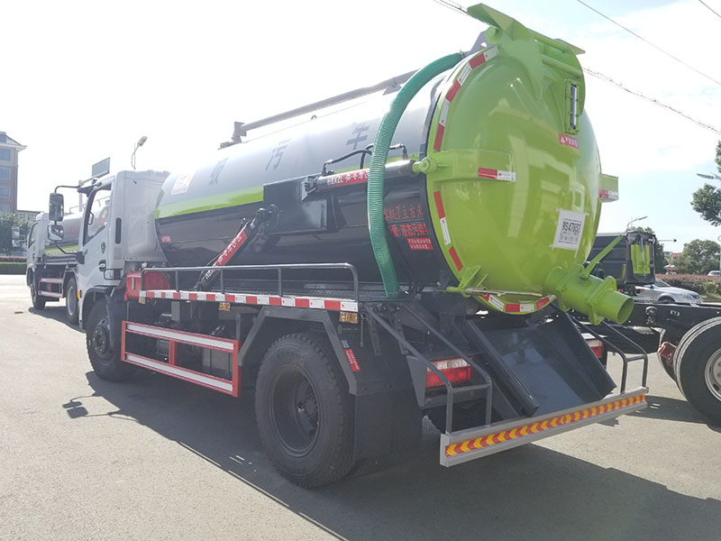 XZL5120GXW6 Sewage suction truck