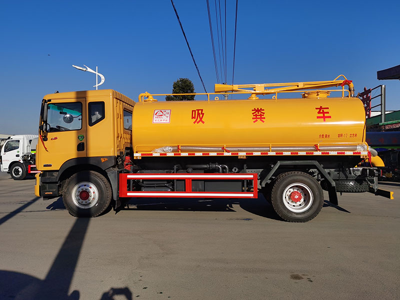 XZL5180GXE6 Fecal suction truck