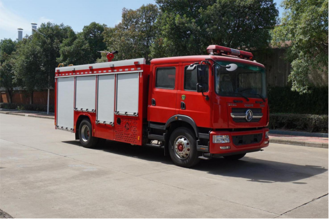 XZL5171GXFPM70/E6 foam fire truck